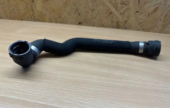 Mercedes-Benz C W205 Engine coolant pipe/hose A2055014784