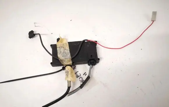 Peugeot 607 Antenna control unit 9637564680