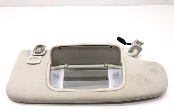 Sun visor