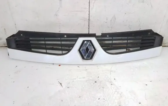 Renault Master II Front grill 8200426365