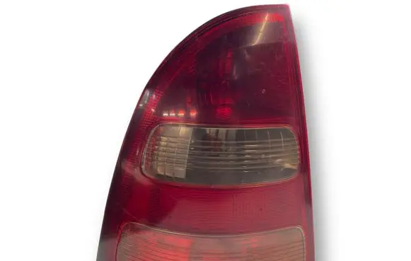 Toyota Corolla E120 E130 Rear/tail lights E137934