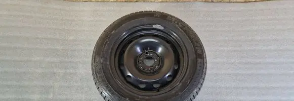 R15 spare wheel