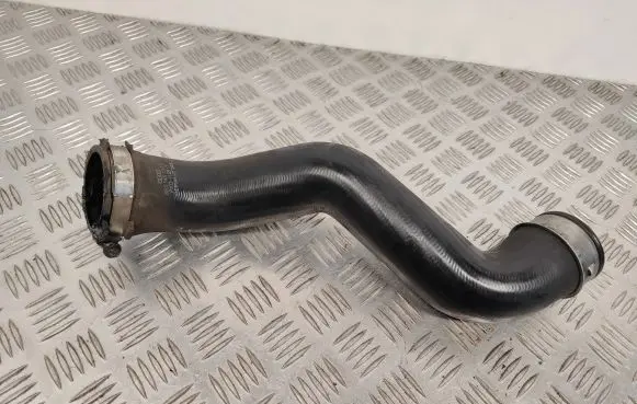 Audi A4 S4 B7 8E 8H Intercooler hose/pipe 8E0145737F