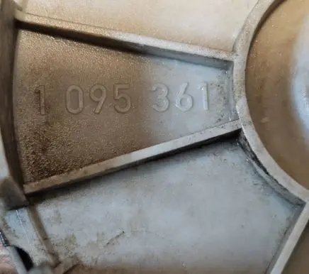 BMW 5 E39 Original wheel cap 1095361