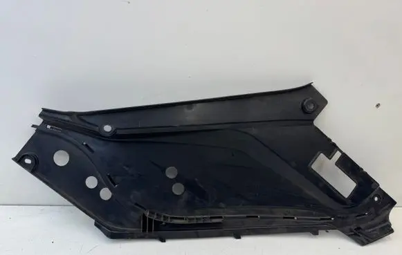 Volvo XC90 Radiator trim 31442733