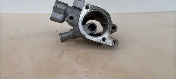Opel Corsa D Thermostat housing A17DTS