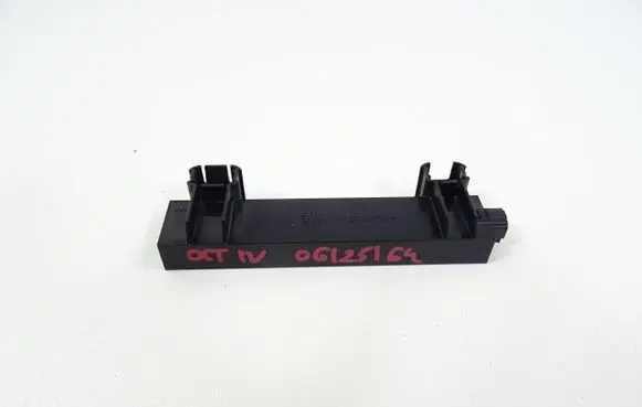 Skoda Octavia Mk4 Keyless system antenna 5FA224075