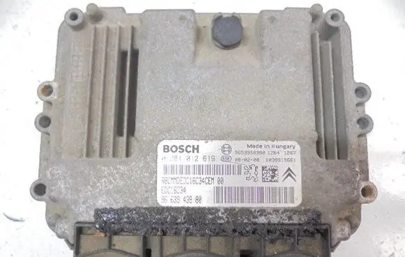 Citroen Berlingo Engine control unit/module ECU 9663943980