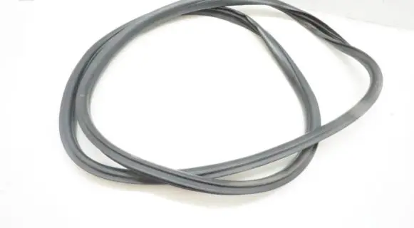 Honda Accord Rubber seal front coupe door 