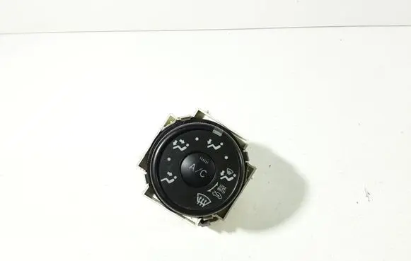 Toyota Yaris Air conditioning (A/C) switch 758734 55901 5580B1N