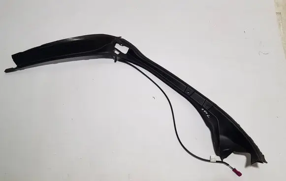 Mercedes-Benz R W251 Bottom trim 2516901530DDR A2516901530 A2516900730