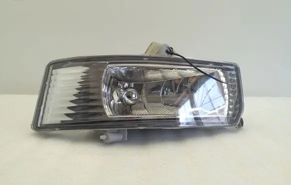 Toyota Camry Front fog light 195764B
