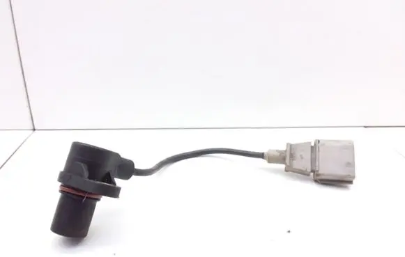 Audi A3 S3 8L Crankshaft position sensor 0251210 692245