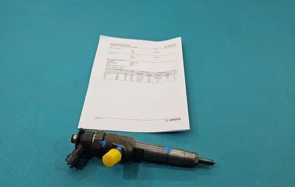 Peugeot 208 Fuel injector 0445110739 IMPRK1517183