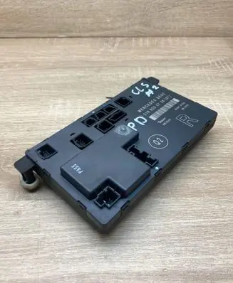 Mercedes-Benz CLS C219 Door control unit/module 2198200726