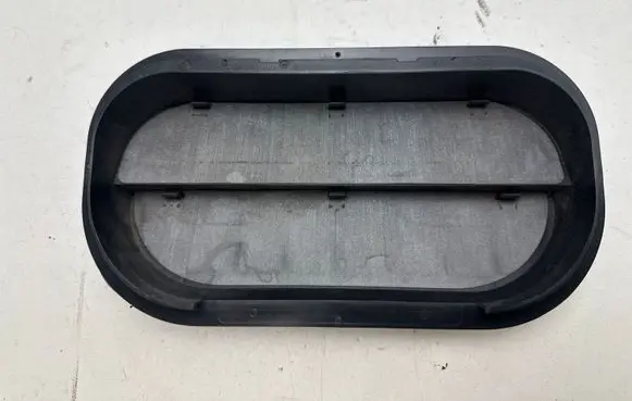 Audi A3 S3 8V Quarter panel pressure vent 6R0819465
