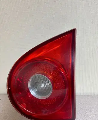 Volkswagen Golf V Tailgate rear/tail lights 1K6945106C