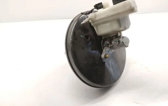 Renault Latitude (L70) Brake booster 472100021R
