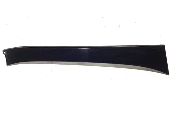 Dashboard glove box trim