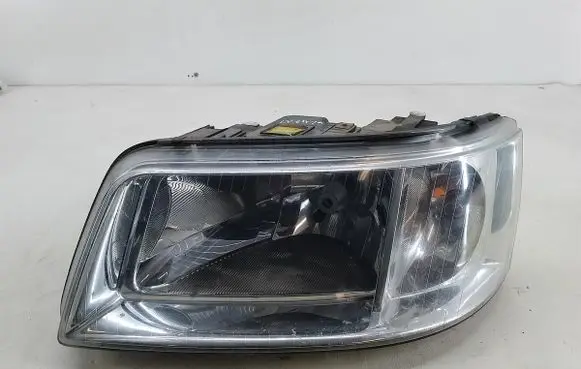Volkswagen Transporter - Caravelle T5 Headlight/headlamp 7H1941015J