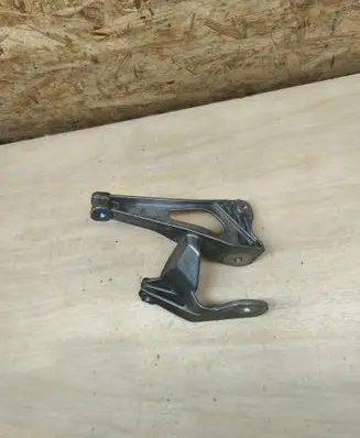 Porsche Cayenne (9Y0 9Y3) Engine mounting bracket 9Y0199373