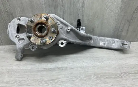 Land Rover Range Rover Velar Front wheel hub spindle knuckle MK833K186 MK833K186BC