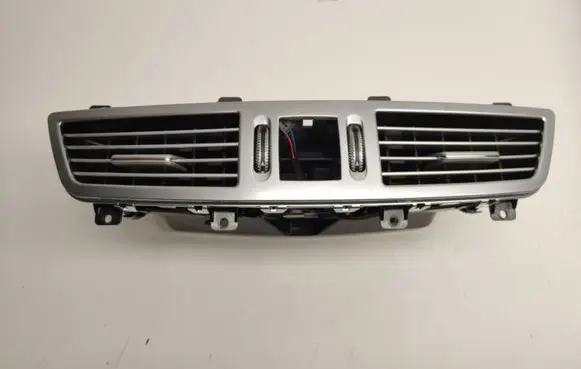 Mercedes-Benz S W221 Dash center air vent grill A2218300954