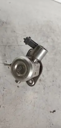 Hyundai i40 Fuel injection high pressure pump 0261520084