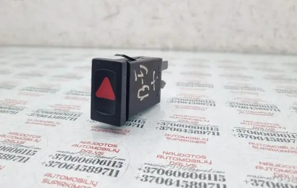 Volkswagen PASSAT B5.5 Hazard light switch 3B0953235B