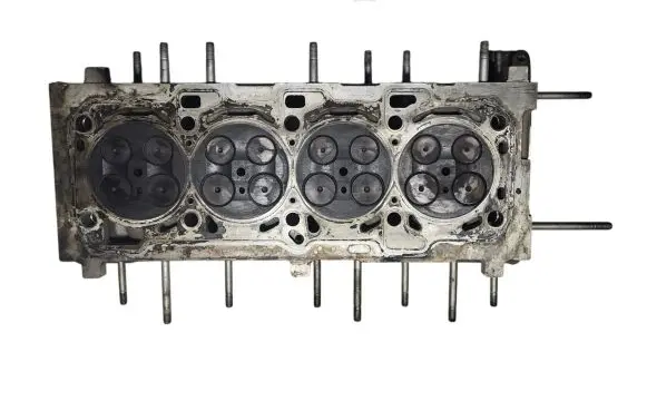 Opel Insignia A Engine head 55576540