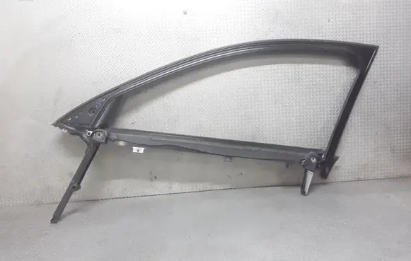 Audi A6 S6 C6 4F Front door window/glass frame 4F0837630