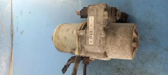 Skoda Fabia Mk1 (6Y) Power steering pump