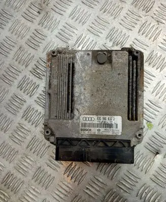 Audi A3 S3 8P Engine control unit/module 03G906016J 0281011383 1039S03491