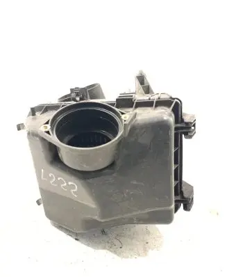 Mitsubishi Grandis Air filter box 1500A171
