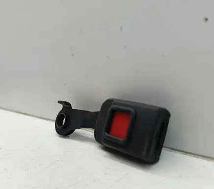 BMW X5 E70 Rear seatbelt buckle 7161659