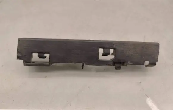 Audi A6 C7 Front bumper mounting bracket 4G0853922