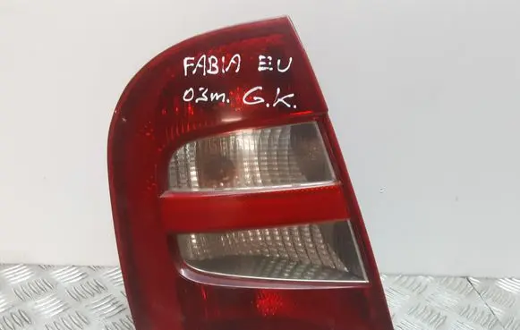 Skoda Fabia Mk1 (6Y) Rear/tail lights