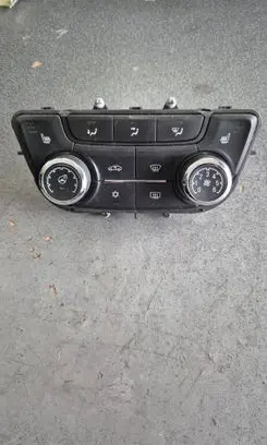 Opel Mokka Climate control unit 13474047 A2C9943170001