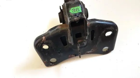 Lexus CT 200H Gearbox mount 1237237190 AVA3273