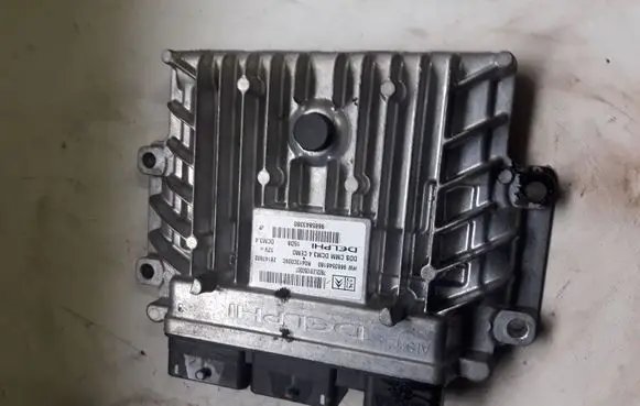 Citroen C5 Engine control unit/module