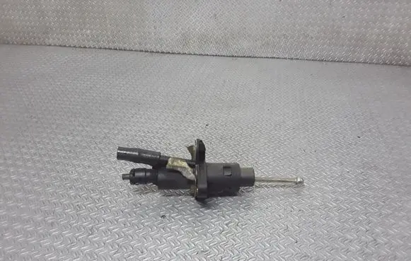 Audi A2 Clutch master cylinder 8Z1721388
