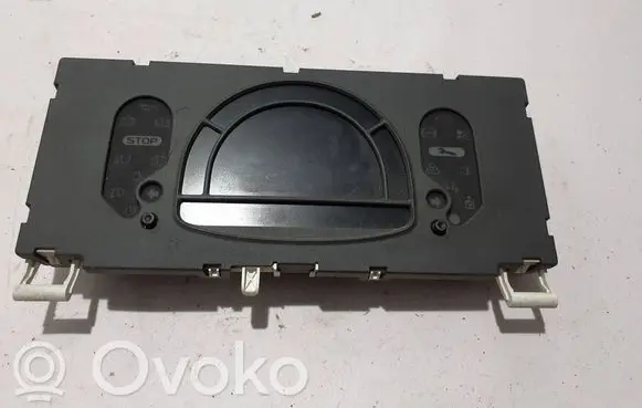 Renault Modus Speedometer (instrument cluster) P8200668079