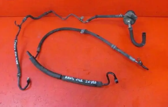 Toyota RAV 4 (XA20) Power steering hose/pipe/line RAV4IIPRZEWODWSPOM