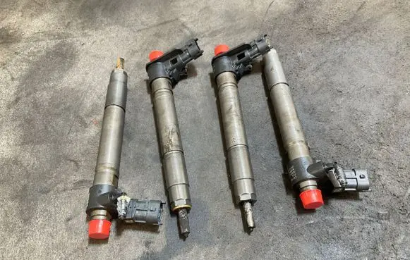 Land Rover Discovery Sport Fuel injector 0445116043 02291