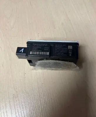 Volvo S60 Door central lock control unit/module 31268992
