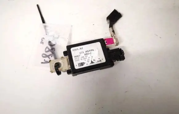 Antenna control unit