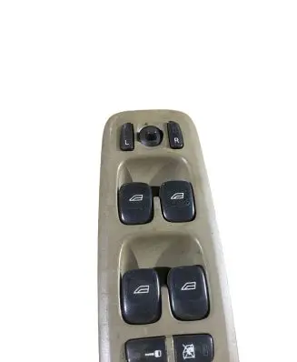 Volvo V70 Electric window control switch 30658146 MD222500058
