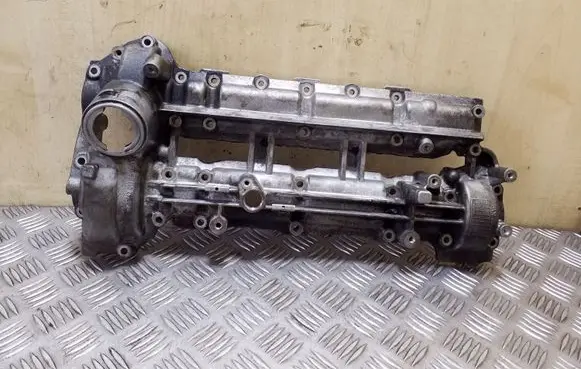 Mercedes-Benz ML W164 Rocker cam cover A6420101630