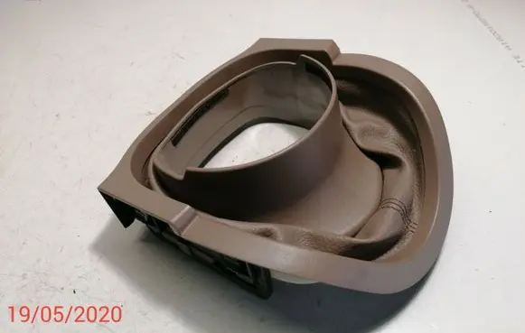 Steering wheel column trim