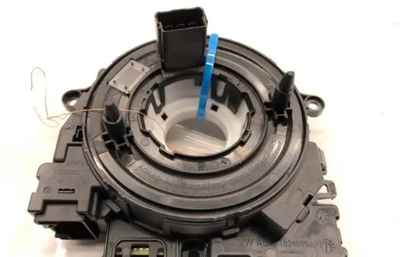 Audi Q3 F3 Airbag squib ring wiring 5Q1953549D